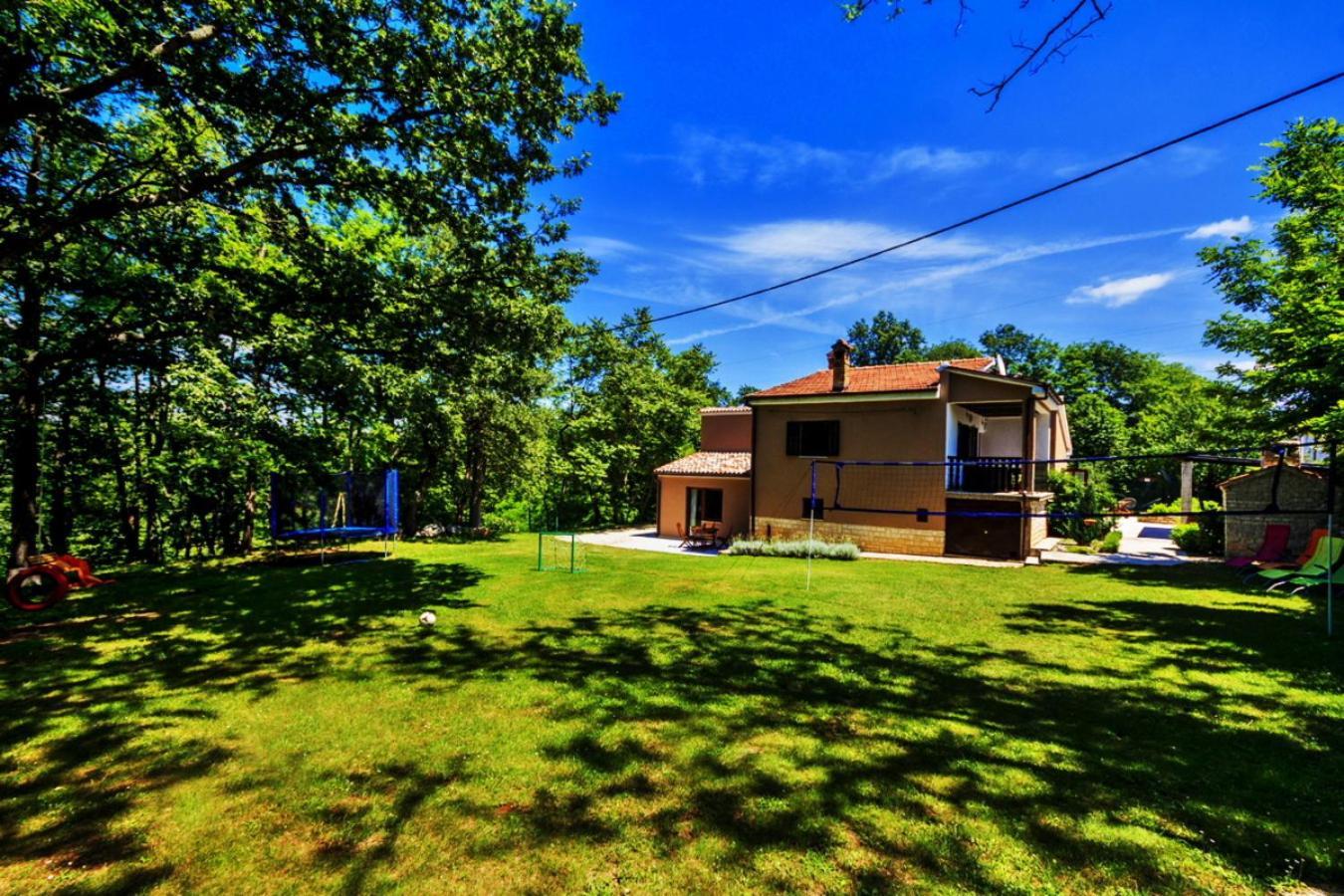 Villa Ferlini In Central Istria With Private 10000 M2 Garden Svetvinčenat Dış mekan fotoğraf